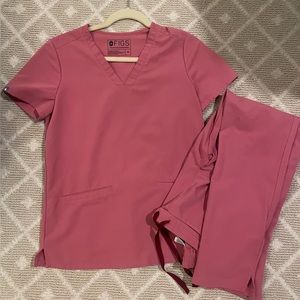 Pink XS Fig scrubs